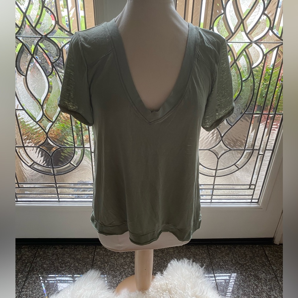 Free people T shirt